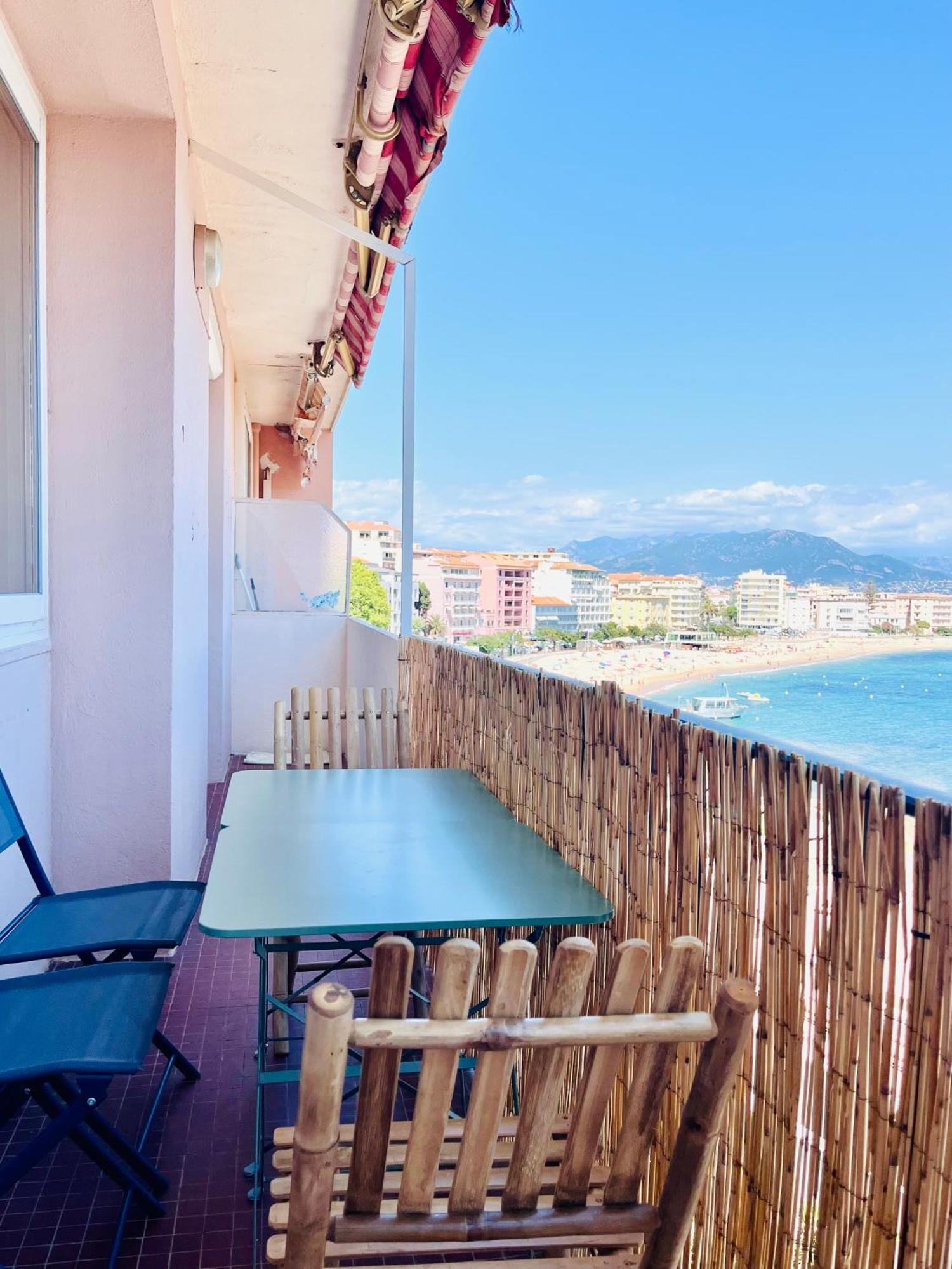 Front De Mer Beau T3 Climatise Balcon Parking Ajaccio Ajaccio  Eksteriør bilde